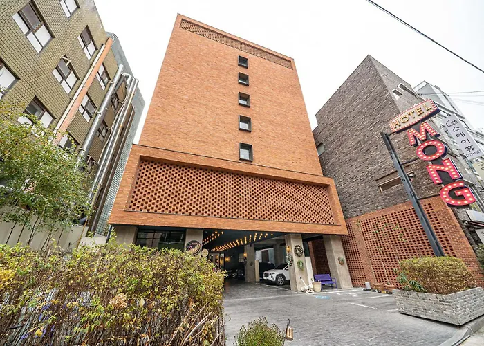 Lemong Hotel 3*